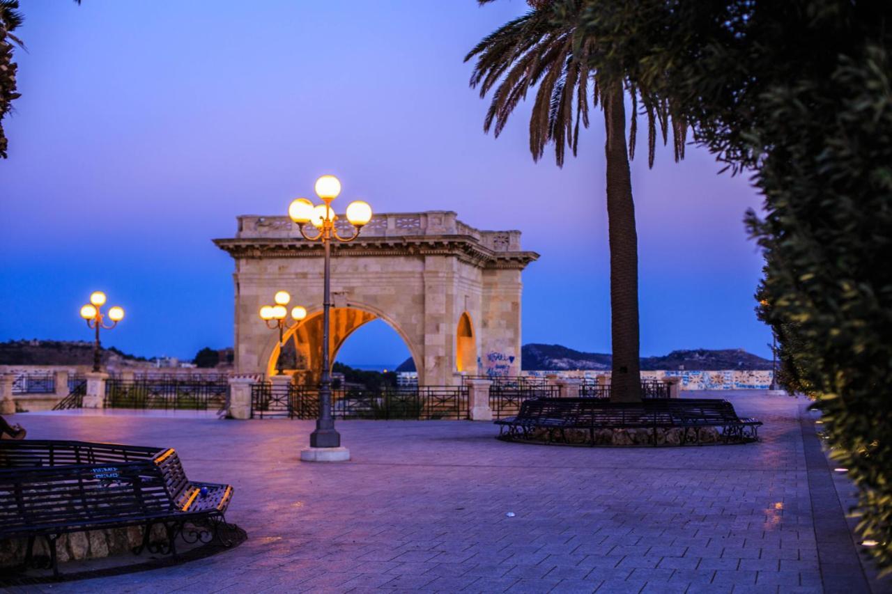 Viariva Rooms Cagliari Luaran gambar