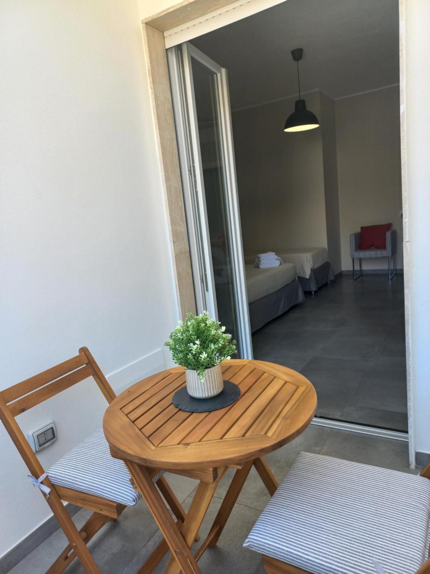 Viariva Rooms Cagliari Luaran gambar